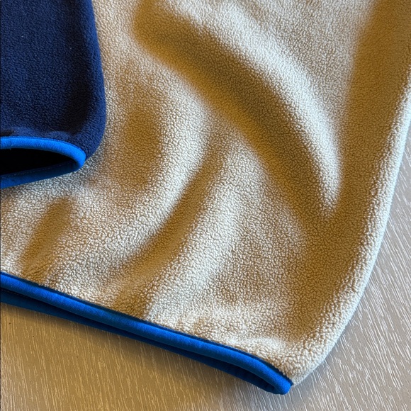 Patagonia Men's Blue and Tan Synchilla Pullover - Picture 3 of 5